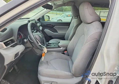 2022 Toyota Highlander L z USA, uszkodzony, nr VIN 5TDZZRAH7NS542187